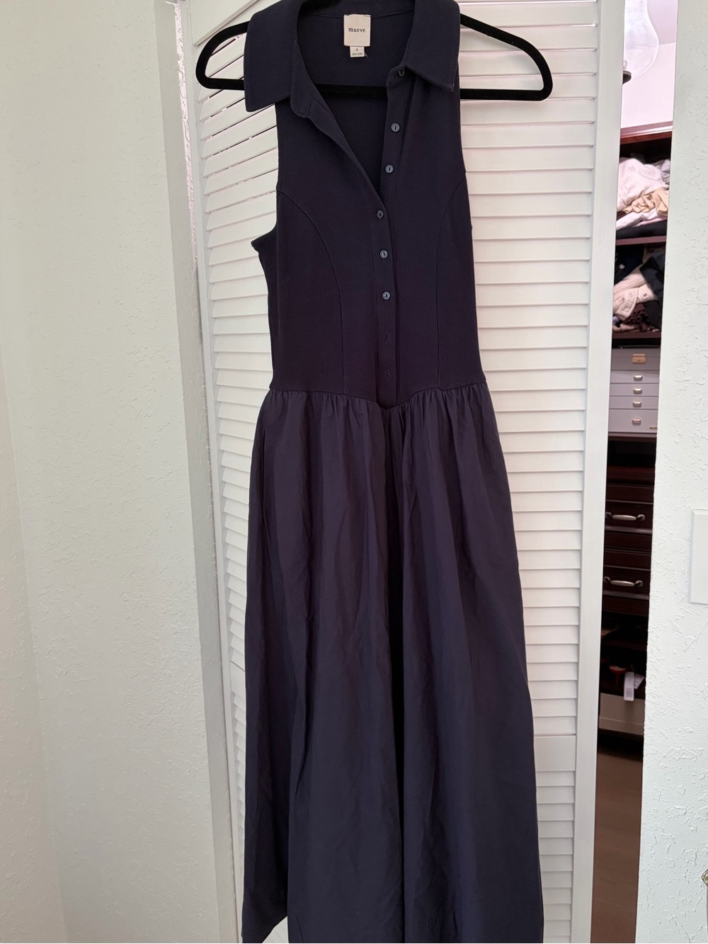 Maeve Navy Collared Button-Front Sleeveless Midi Dress - Picture 4 of 6
